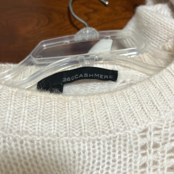 360 Cashmere - Picture 7 of 8
